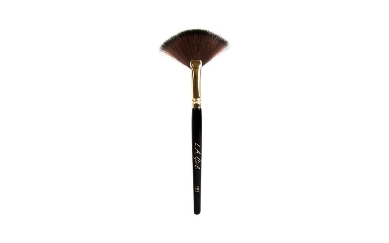 L.A Girl Cosmetic Fan Brush