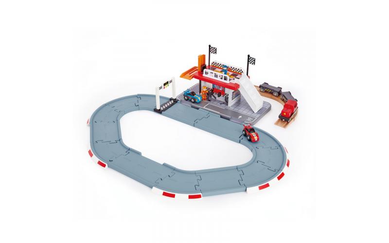 Hape: Race Track Station