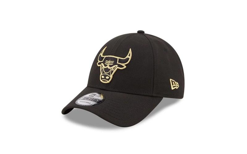 New Era Black And Gold Chicago Bulls Cap Black