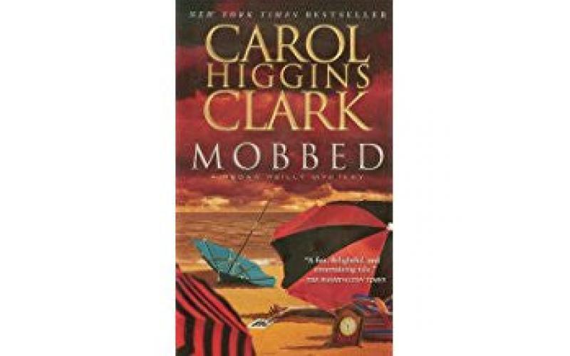 Mobbed: A Regan Reilly Mystery
