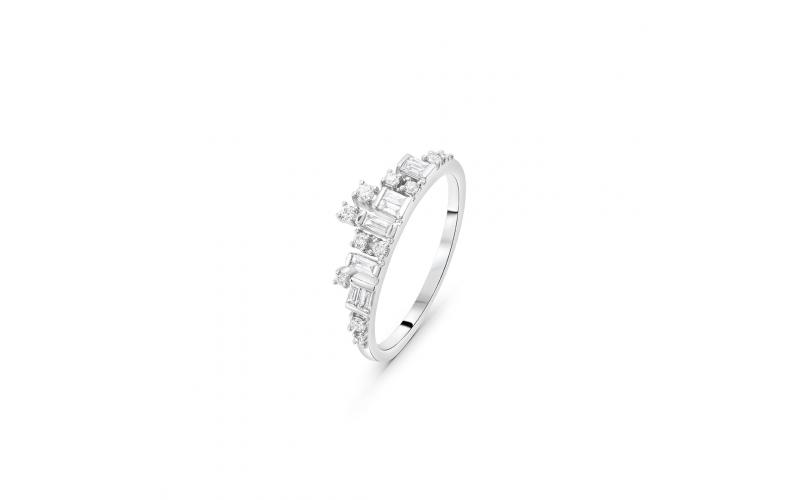 Dainty Cluster Ring