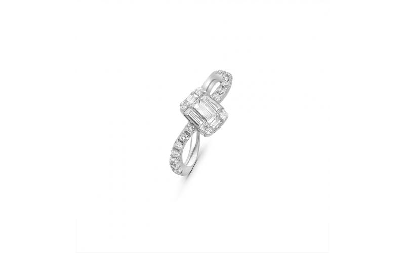 Invisible Emerlad Shaped Ring