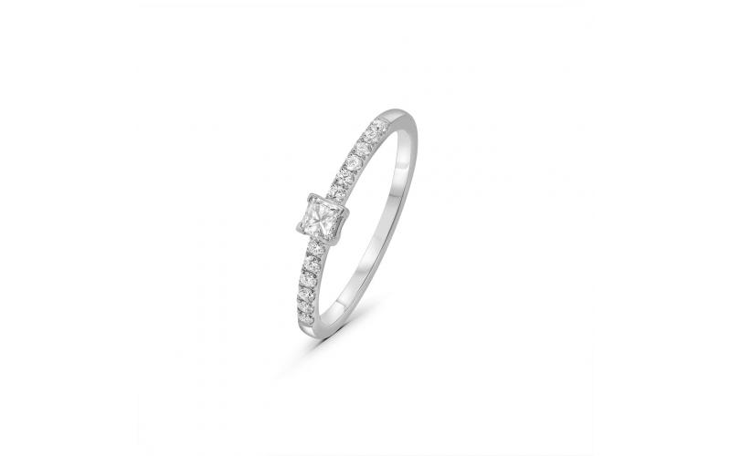 Dainty Ring with Princess Center Stone