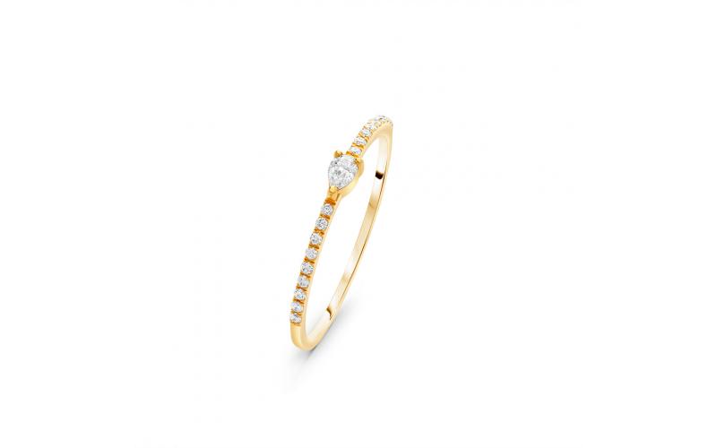 Dainty Ring with Center Pear Diamond Stone