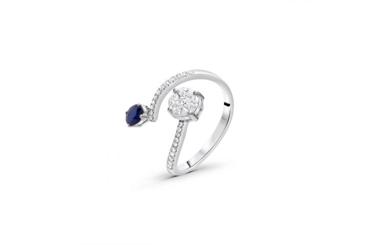 Round Open-Ring with White Diamonds and Sapphire