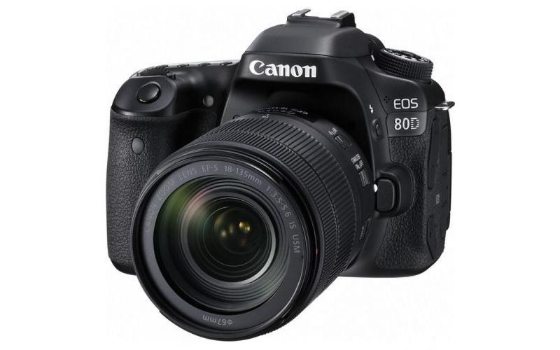 Canon Camera EOS 80D + 18-135mm